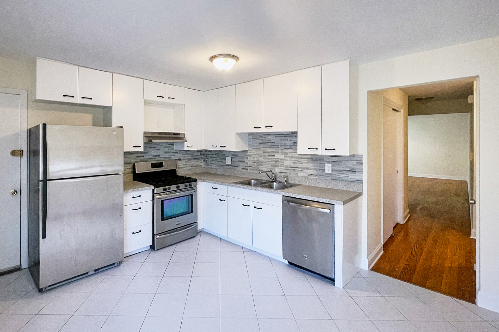 1714 W Touhy Avenue C2W