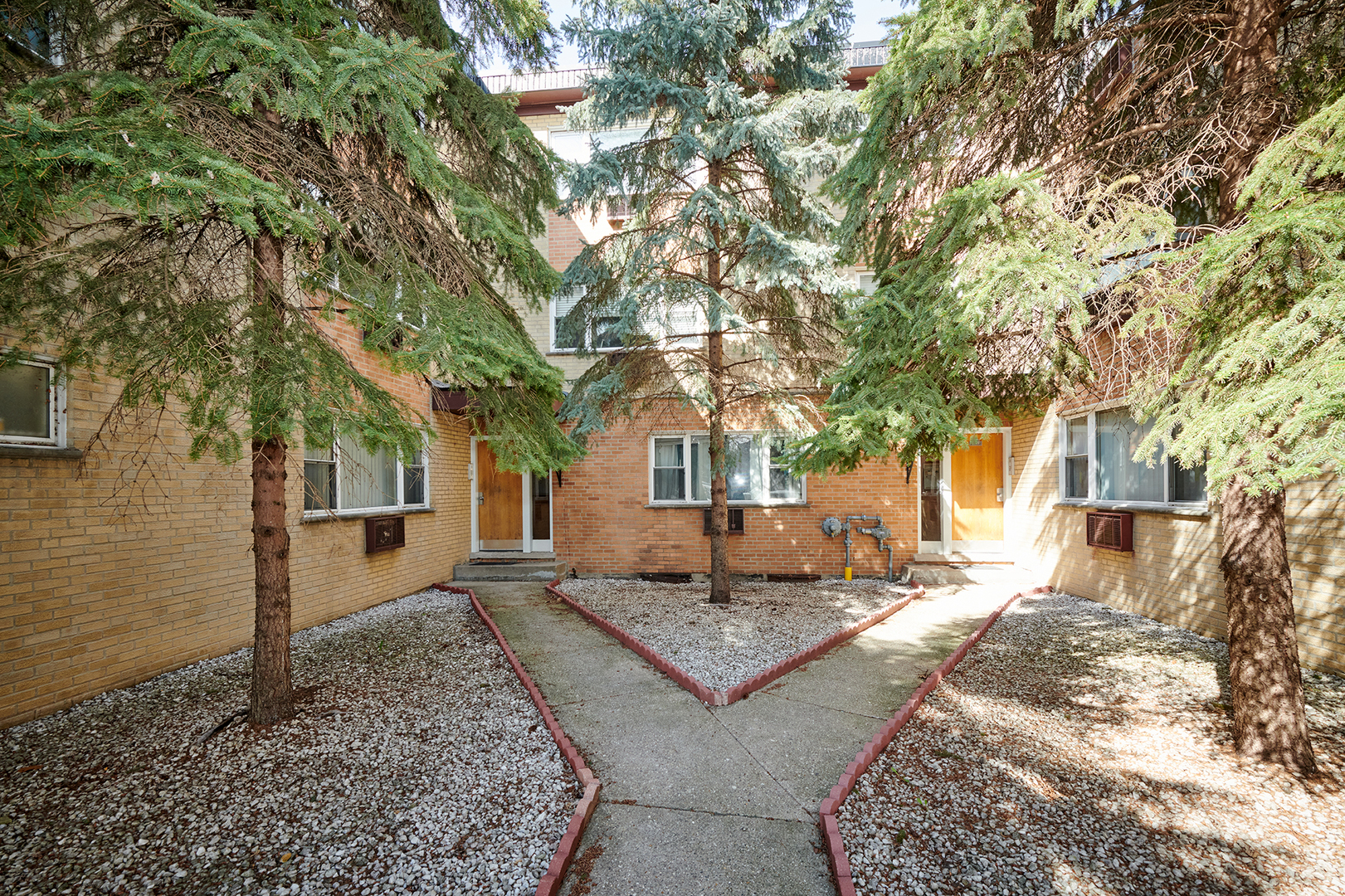 1714 W Touhy Avenue C2W