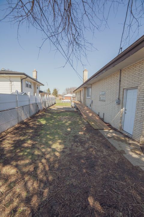 Tiny photo for 6201 W 90th Place, Oak Lawn, IL 60453 (MLS # 12591533)