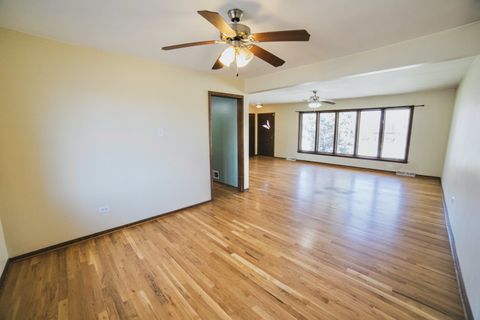 Tiny photo for 6201 W 90th Place, Oak Lawn, IL 60453 (MLS # 12591533)