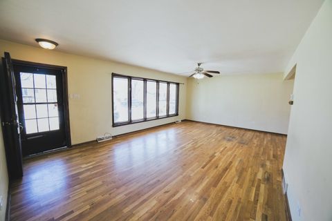 Tiny photo for 6201 W 90th Place, Oak Lawn, IL 60453 (MLS # 12591533)