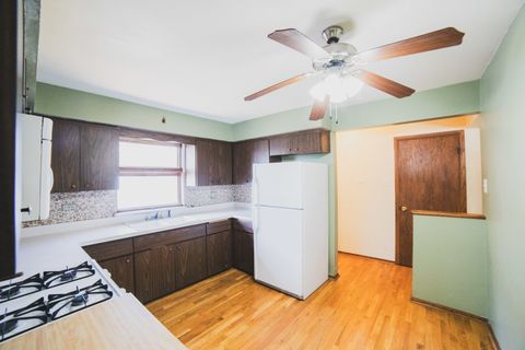 Tiny photo for 6201 W 90th Place, Oak Lawn, IL 60453 (MLS # 12591533)