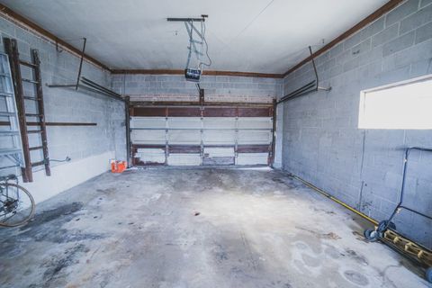 Tiny photo for 6201 W 90th Place, Oak Lawn, IL 60453 (MLS # 12591533)