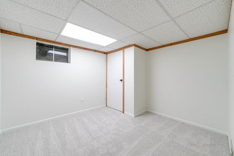 Tiny photo for 887 Saybrook Lane, Buffalo Grove, IL 60089 (MLS # 12490114)