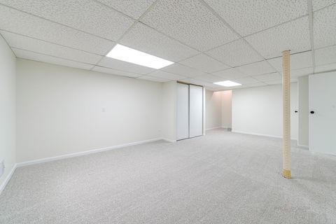 Tiny photo for 887 Saybrook Lane, Buffalo Grove, IL 60089 (MLS # 12490114)