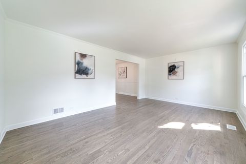 Tiny photo for 887 Saybrook Lane, Buffalo Grove, IL 60089 (MLS # 12490114)