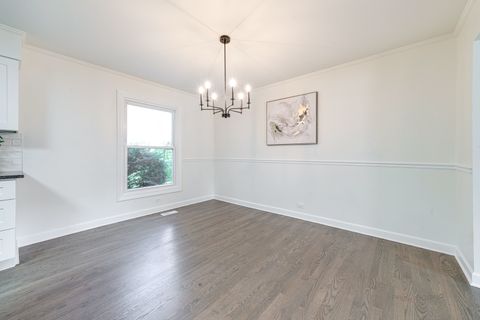 Tiny photo for 887 Saybrook Lane, Buffalo Grove, IL 60089 (MLS # 12490114)