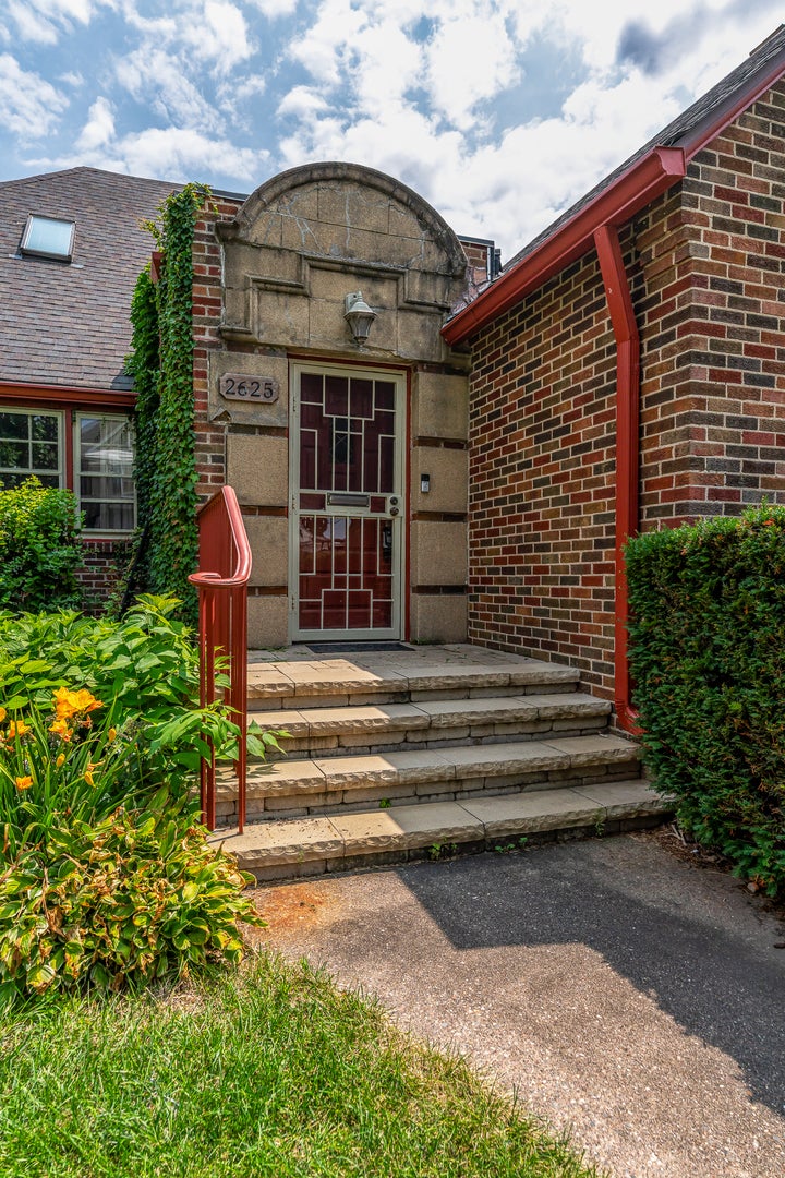 2625 Scott Street
