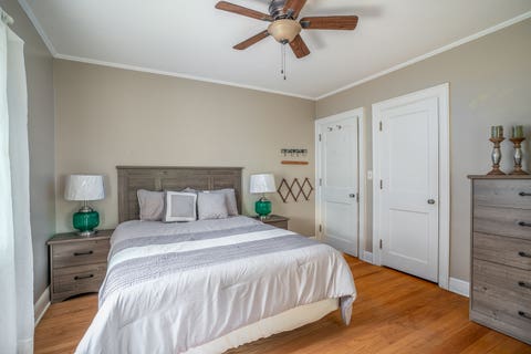 Tiny photo for 2625 Scott Street, Davenport, IA 52803 (MLS # 12712787)