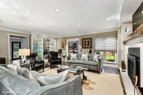 Tiny photo for 3931 Walnut Court, Rolling Meadows, IL 60008 (MLS # 12621866)