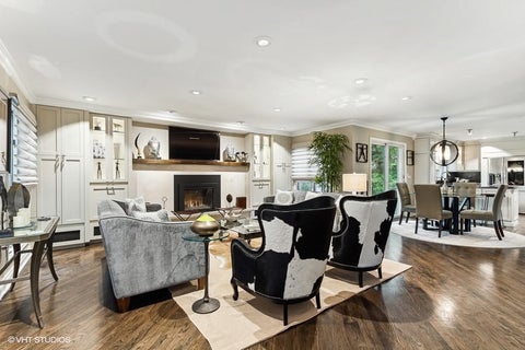 Tiny photo for 3931 Walnut Court, Rolling Meadows, IL 60008 (MLS # 12621866)