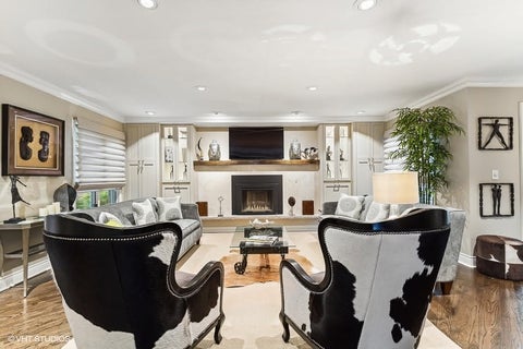 Tiny photo for 3931 Walnut Court, Rolling Meadows, IL 60008 (MLS # 12621866)