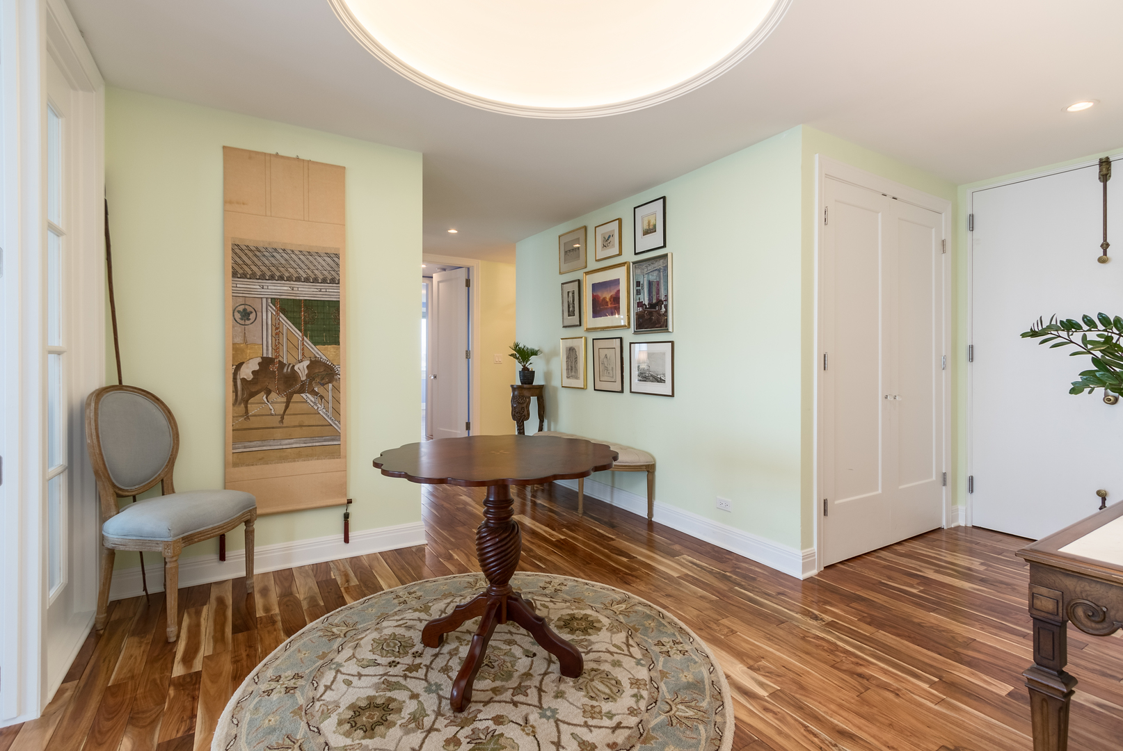 1440 N Lake Shore Drive 35A