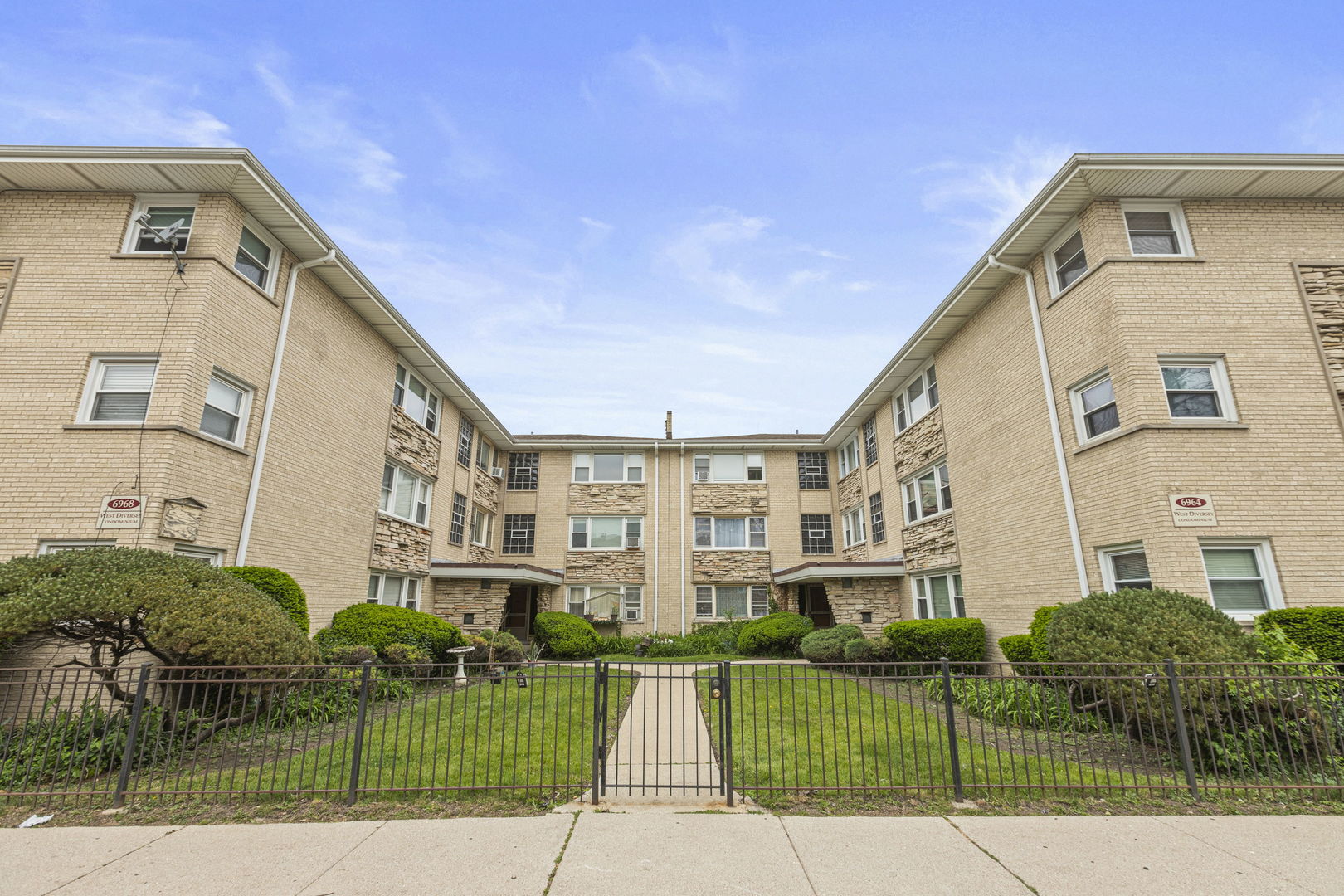 6964 W Diversey Avenue 7