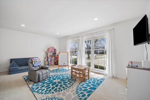 Tiny photo for 1606 W Concord Drive, Arlington Heights, IL 60004 (MLS # 12598270)