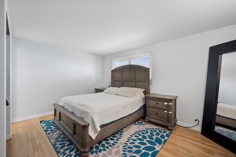 Tiny photo for 1606 W Concord Drive, Arlington Heights, IL 60004 (MLS # 12598270)