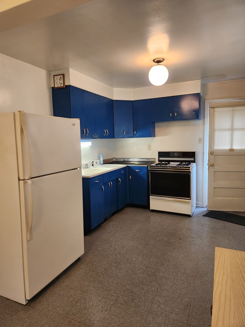 1374 Kenilworth Drive