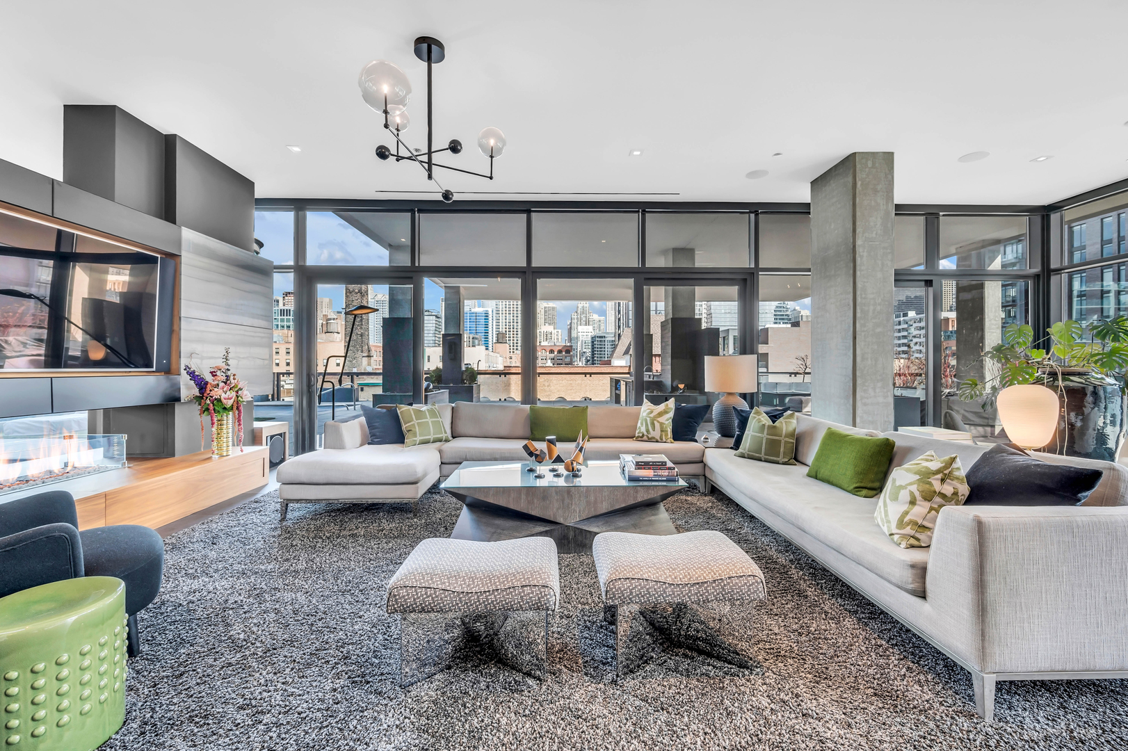 400 W Huron Street 501