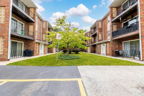 Tiny photo for 6416 W 64th Place #3A, Chicago, IL 60638 (MLS # 12739085)