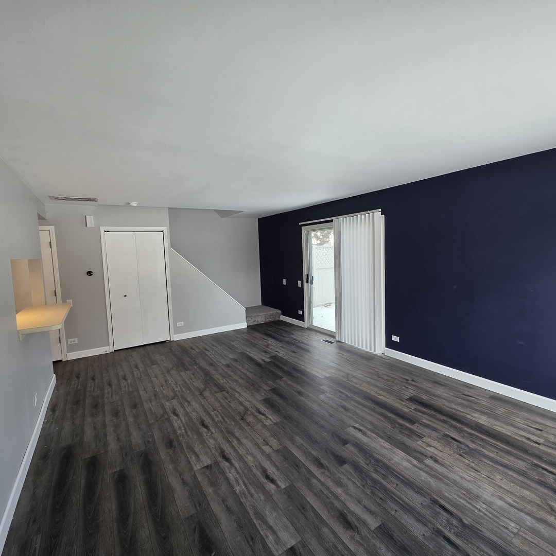 462 Thomas Paine Court 1