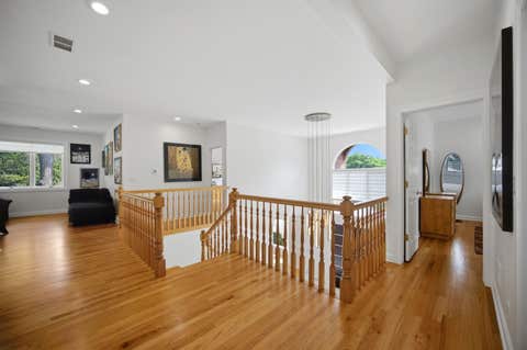 Tiny photo for 1464 Tyrell Avenue, Park Ridge, IL 60068 (MLS # 12709369)