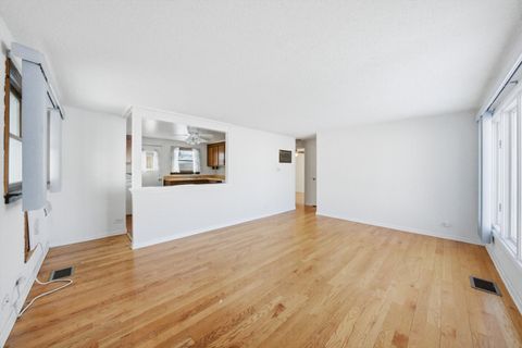 Tiny photo for 8765 S Beck Place, Hometown, IL 60456 (MLS # 12557008)