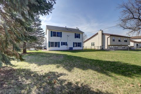 Tiny photo for 1902 19th Avenue, Sterling, IL 61081 (MLS # 12606932)