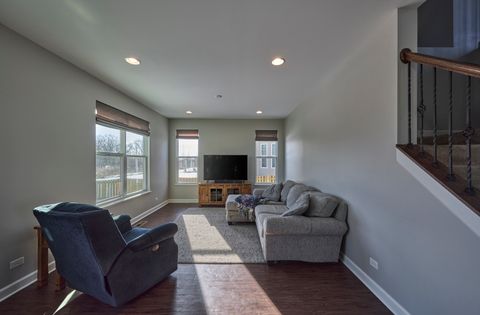 Tiny photo for 2732 Woodworth Avenue, Woodstock, IL 60098 (MLS # 12540034)