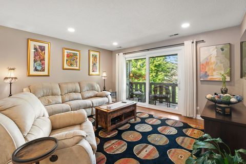 Tiny photo for 11210 S Cherry Court #52C, Palos Hills, IL 60465 (MLS # 12477586)