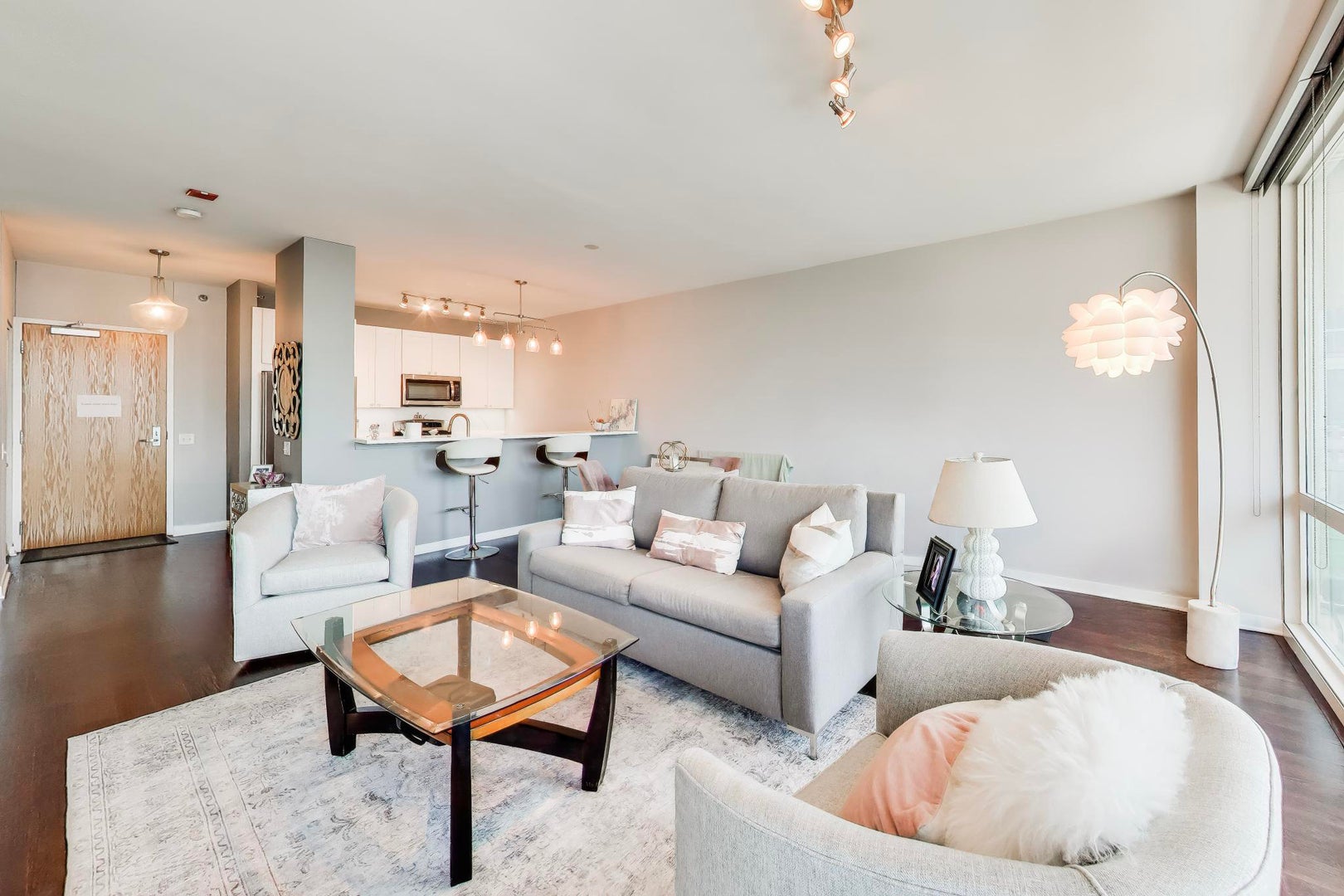 757 N Orleans Street 1105