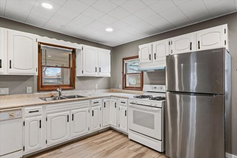 Tiny photo for 242 E Pine Street, Paxton, IL 60957 (MLS # 12540861)