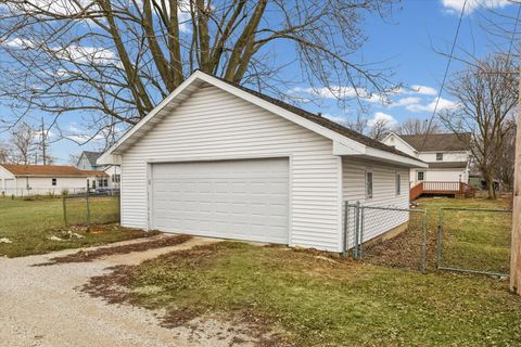 Tiny photo for 242 E Pine Street, Paxton, IL 60957 (MLS # 12540861)