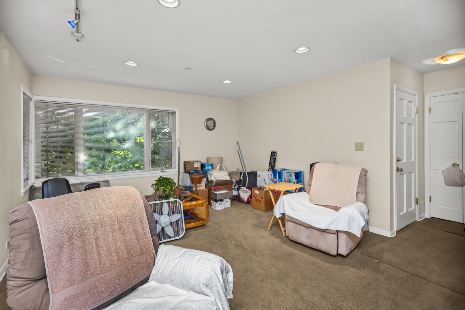 4814 Elm Street