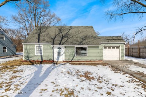 Photo of 1412 W Broadview Avenue, Crete, IL 60417 (MLS # 12572345)