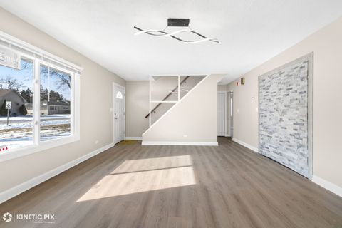 Tiny photo for 1412 W Broadview Avenue, Crete, IL 60417 (MLS # 12572345)