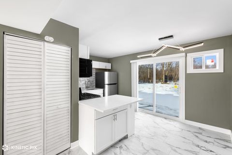 Tiny photo for 1412 W Broadview Avenue, Crete, IL 60417 (MLS # 12572345)