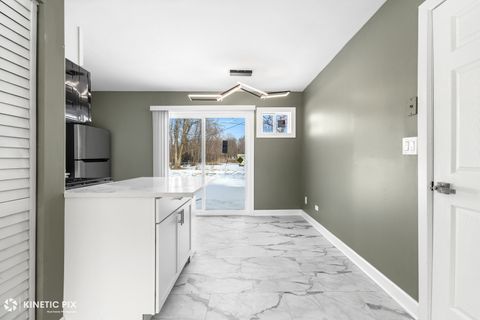 Tiny photo for 1412 W Broadview Avenue, Crete, IL 60417 (MLS # 12572345)