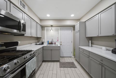 Tiny photo for 3172 W Meadow Lane Drive #26, Merrionette Park, IL 60803 (MLS # 12590251)