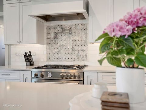 Tiny photo for 5214 Howard Avenue, Western Springs, IL 60558 (MLS # 12419064)