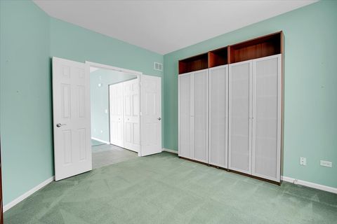 Tiny photo for 16012 Carillon Lakes Court, Crest Hill, IL 60403 (MLS # 12484957)