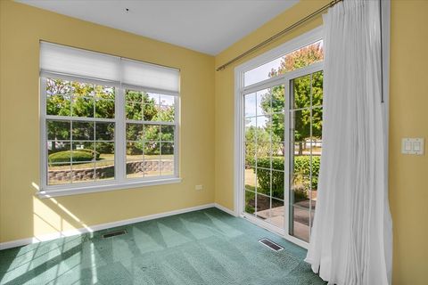 Tiny photo for 16012 Carillon Lakes Court, Crest Hill, IL 60403 (MLS # 12484957)