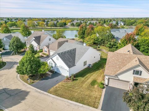 Tiny photo for 16012 Carillon Lakes Court, Crest Hill, IL 60403 (MLS # 12484957)