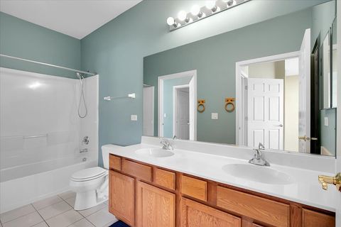 Tiny photo for 16012 Carillon Lakes Court, Crest Hill, IL 60403 (MLS # 12484957)