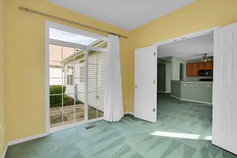 Tiny photo for 16012 Carillon Lakes Court, Crest Hill, IL 60403 (MLS # 12484957)