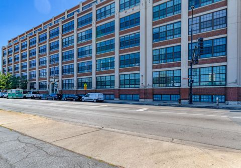 3963 W BELMONT Avenue 222 Chicago IL 60618