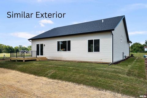 Tiny photo for 4711 WILLOW Circle, Davenport, IA 52806 (MLS # QC4269993)