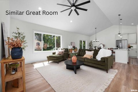 Tiny photo for 4711 WILLOW Circle, Davenport, IA 52806 (MLS # QC4269993)