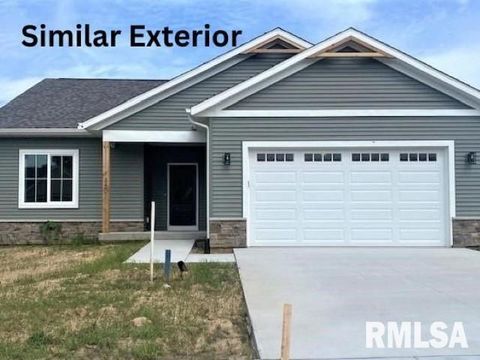 Photo of 4711 WILLOW Circle, Davenport, IA 52806 (MLS # QC4269993)