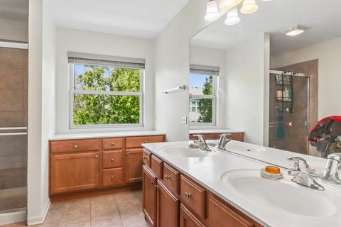 Tiny photo for 916 KINGS CANYON Drive, Streamwood, IL 60107 (MLS # 12652144)