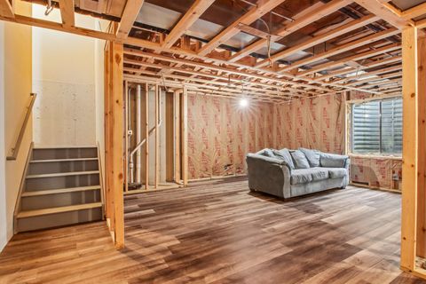 Tiny photo for 916 KINGS CANYON Drive, Streamwood, IL 60107 (MLS # 12652144)